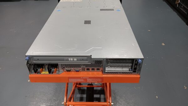 20241122_164036 IBM X3630 M3 7377FT4